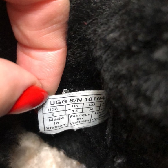 UGG winter shoes 💣. Size 5 - Picture 7 of 7